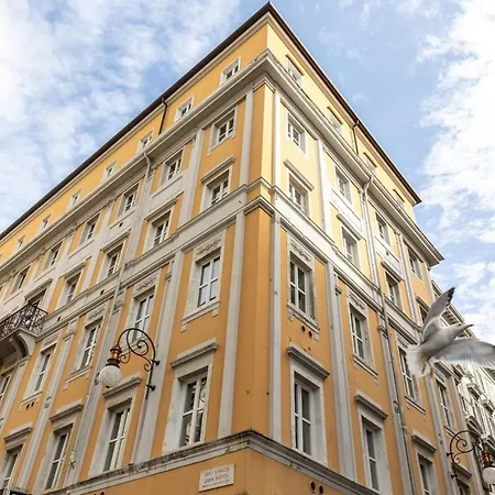 Apartamento Piazza Unita House *